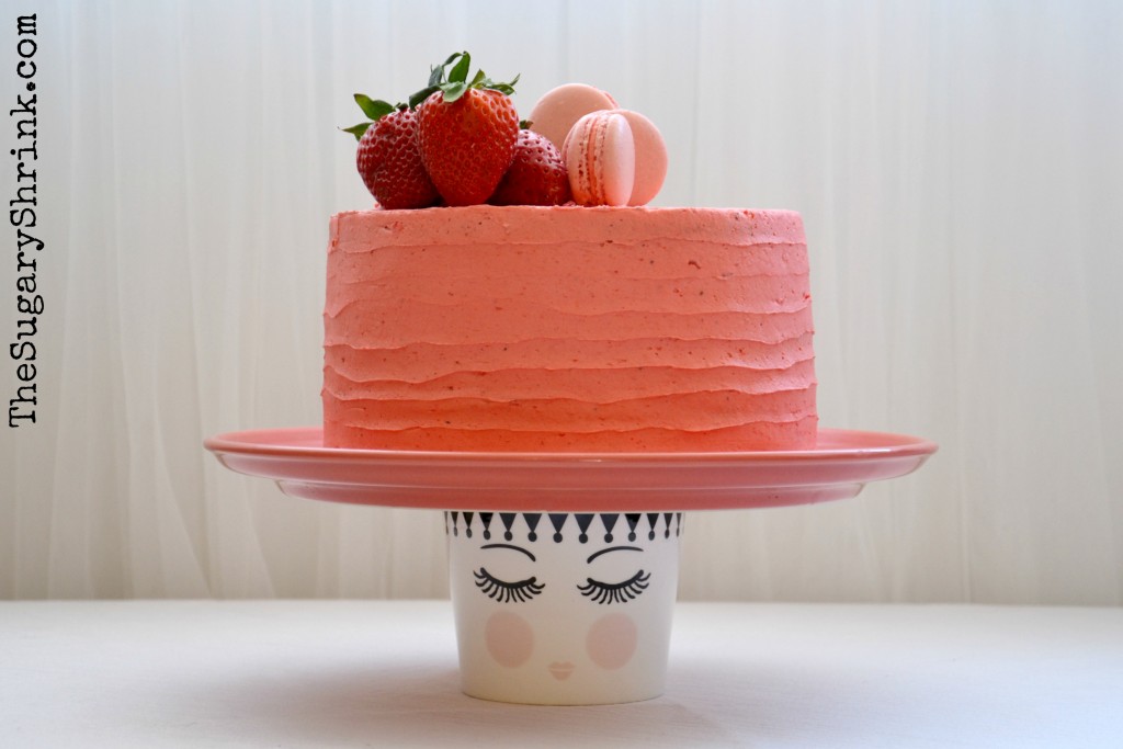 strawberry macaron cake 417 tss