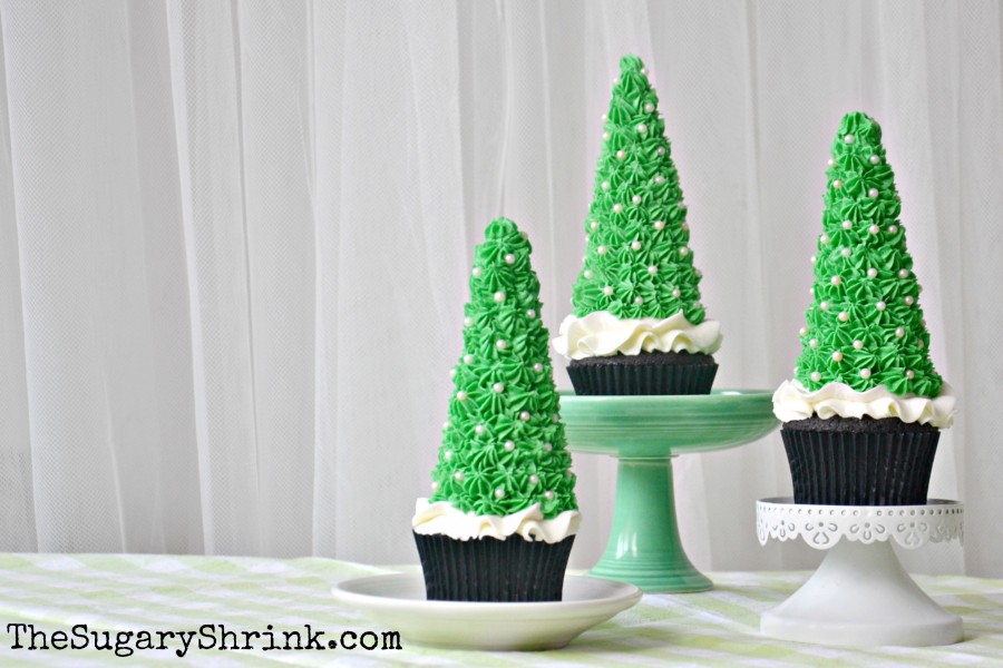 choc cupcakes xmas trees 377 tss