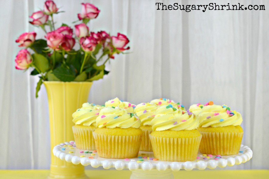 lemon-cupcakes-228-tss